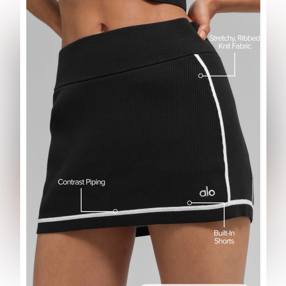 ALO Yoga Black Skirt with White Piping